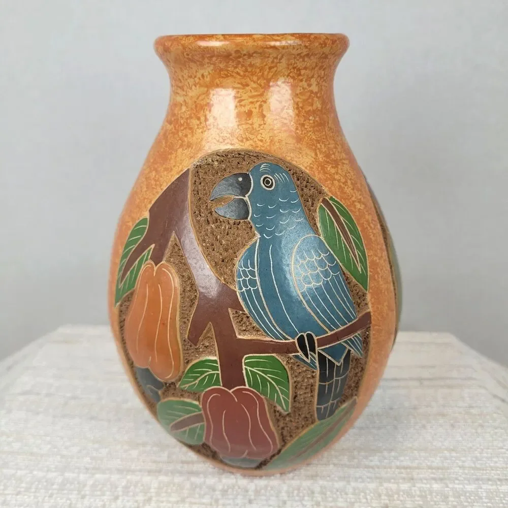 Costa Rica Folk Art Pottery Vase Hand Painted Carved Toucans & Parrots Pair 7